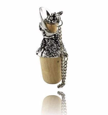 Grapes Embossed Wine Pourer